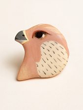 Брошь ручной работы Екатерина Юдо «Сокол», розовый, керамика