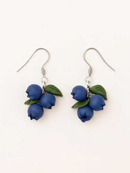 Серьги Подарки руками «Голубика с листиком», полимерная глина, фото 1.