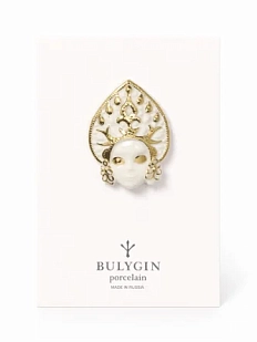 Брошь ручной работы Фарфор Булыгина «Кокошник», бело-золотистая