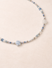 Чокер ручной работы Идеальное совпадение «Цветочек», голубой, перламутр, керамика и стеклянный бисер