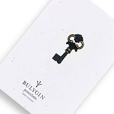 Брошь ручной работы Bulygin «Ключик», фарфор, чёрно-золотистая