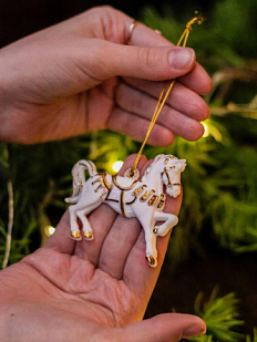 Игрушка новогодняя фарфоровая Bulygin «Лошадка №3»