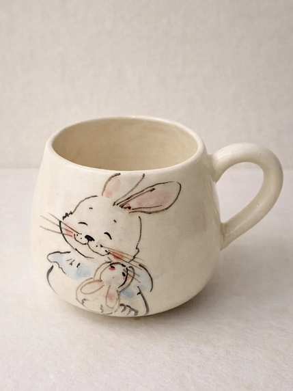 Кружка ручной работы НАДО ЖЕ с росписью «Зайка и зайчонок», белая, керамика, 300 мл, фото 2.