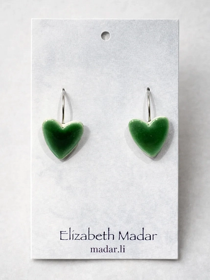 Серьги Elizabeth Madar Сердечки, керамика, тёмно-зелёные, фото 1.