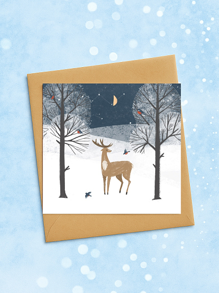 Квадратная зимняя сканди открытка «Олень в ночном лесу», фото 2.