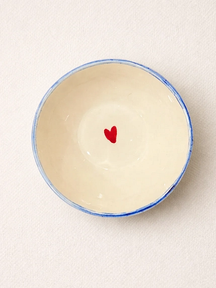 Пиала ручной работы НАДО ЖЕ с росписью «Сердечко», белая, керамика, 10 см, фото 1.