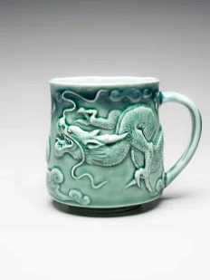 Кружка ручной работы Керамика Александры Пылиной «Дракон», зеленая, фарфор, 430 мл