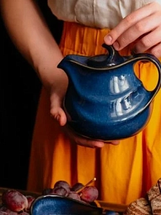 Заварочный чайник ручной работы Цветок Фригг VELES «Небо Валинора», фарфор, 700 мл