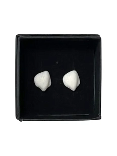 Сережки-гвоздики «Плоские ракушки», белые, фарфор, в ассортименте
