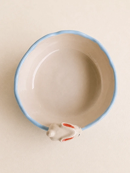 Глубокая тарелка ручной работы «Кролик», голубая, керамика, 15 см, фото 6.