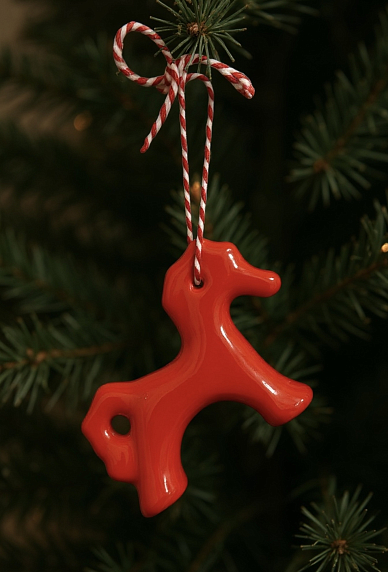 Ёлочная игрушка ручной работы «Лошадка 3д», красная, 8,5 см, фото 3.