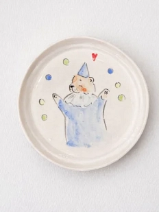 Тарелка ручной работы НАДО ЖЕ с росписью «Мишка в жабо», белая, керамика, 14 см