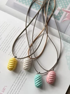 Подвеска ручной работы Счастливые истории «Карамелька мятная», полимерная глина