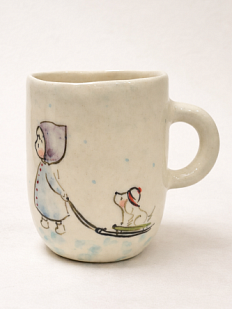 Кружка ручной работы НАДО ЖЕ с росписью «Девочка с собачкой на санках», белая, керамика, 300 мл