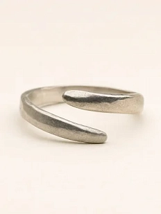 Кольцо из нейзильбера «Линии»