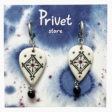 Серьги-конго Звер ручной работы с бусиной «Орнамент», белый, керамика, фото 1.