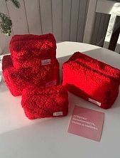 Косметичка ручной работы АМИ (Ami lé sac) «Bebesss», красный барашек