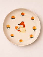 Тарелка ручной работы Ким керамика с бортиком Лисёнок с морошкой, белая, фарфор, 17 см