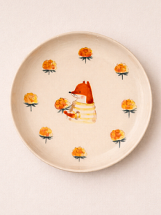 Тарелка ручной работы Ким керамика с бортиком Лисёнок с морошкой, белая, фарфор, 17 см