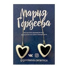Серьги на длинной петле Сердечки, керамика, чёрно-белые