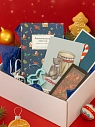 Подарочный набор на Новый год с книгой «Рождественские новеллы зарубежных классиков», блокнотом, брелком и шоколадом, превью фото 1