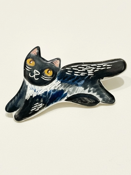 Брошь ручной работы Полина Гузеева «Чёрный котик», фарфор, фото 1.