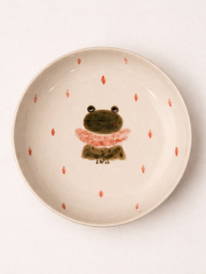 Тарелка ручной работы Ким керамика с бортиком Лягушка в жабо с ромбиками, белая, 17 см