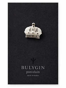 Брошь ручной работы Фарфор Булыгина «Корона», бело-серебристая