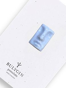 Брошь ручной работы Bulygin «Античный нос», голубая, фарфор
