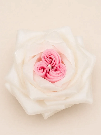 Свеча цветок ручной работы DARI DARI «Роза двойная», бело-розовая, фото 2.