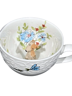 Чашка для чая ручной работы Мадам де Тюль с фигуркой внутри Пёсик в цветах, белая, фарфор, 250 мл