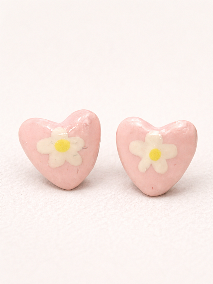 Серёжки-гвоздики Радость Рядом «Сердечки с цветочками», полимерная глина, розовые, фото 1.