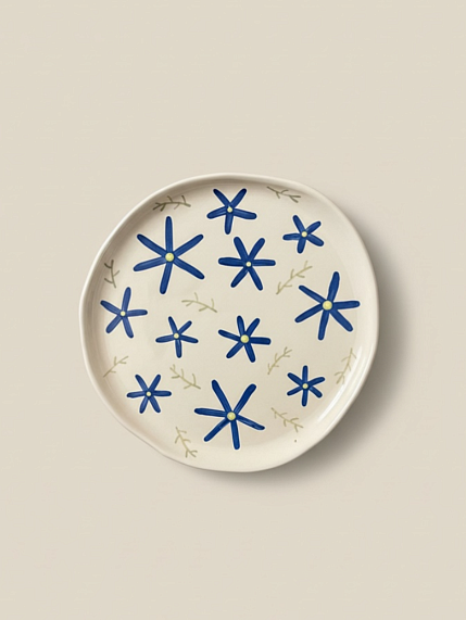 Тарелка ручной работы Малёма с росписью Синие цветы, керамика, 20 см, фото 1.