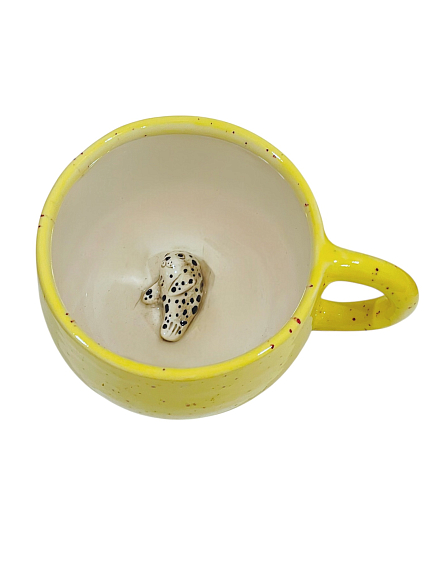 Кружка ручной работы с фигуркой внутри Тюлень, жёлтый, керамика, 400 мл, фото 4.