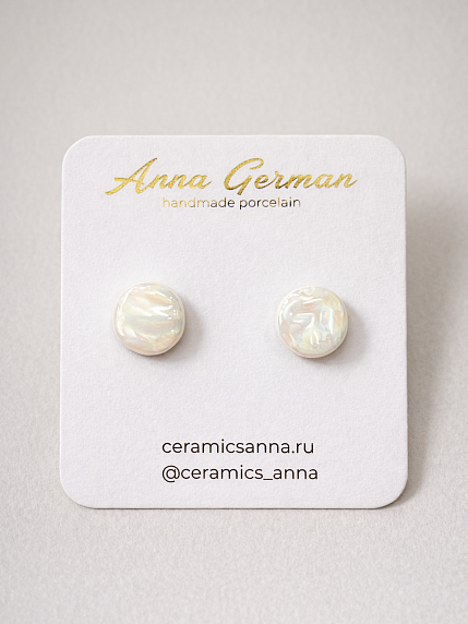Серёжки-гвоздики «Круги», фарфор, белые перламутровые, фото 1.