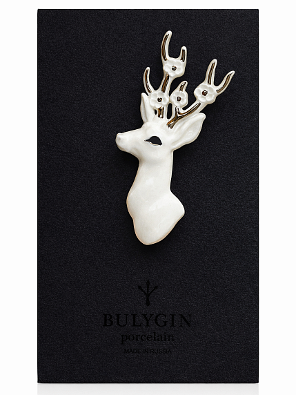 Брошь ручной работы Bulygin «Олень», бело-серебристая, фарфор, фото 1.