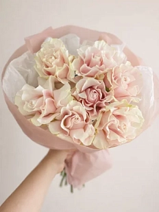 Букет из розовых французских роз