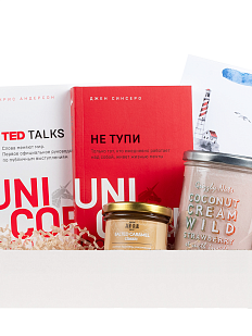 Подарочный набор с книгами «Ted talks», «Не тупи» и сладостями