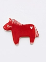 Брошь ручной работы Elizabeth Madar Лошадка с сердечком, красная, керамика, превью фото 1