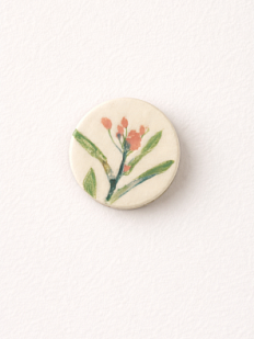 Брошь ручной работы Elizabeth Madar Оттиск трав с розовым цветком № 3, керамика