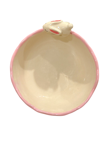 Глубокая тарелка ручной работы «Кролик», розовая, керамика, 15 см, фото 4.