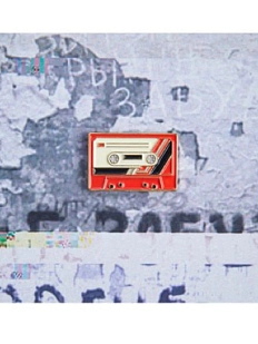 Металлический значок Heart of Moscow «Красная кассета» серия 90-е