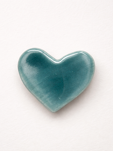 Брошь ручной работы Elizabeth Madar Сердце, сине-зелёная, керамика, фото 1.