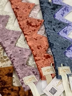 Корона БУКА «Восхищай», бархатная, морозная слива