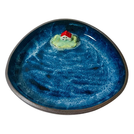 Тарелка с фигуркой внутри Синее море, чёрная, керамика, 14 см, фото 4.