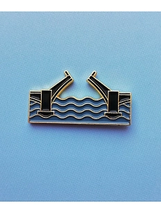 Металлический значок Heart of Moscow «Разводной мост» серия Петербург