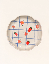 Тарелка ручной работы Домик на дереве «Клетка с клубникой и цветочками», керамика, 15 см