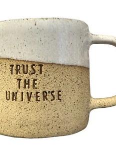 Кружка ручной работы «Trust the universe», песочный, керамика, 500 мл