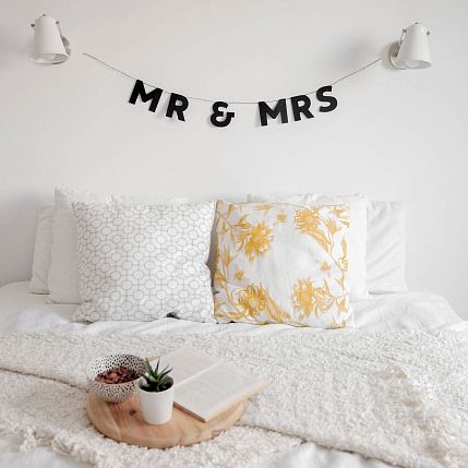 Гирлянда «MR&MRS», фото 2.