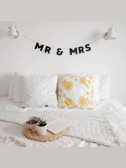 Гирлянда «MR&MRS», фото 2.